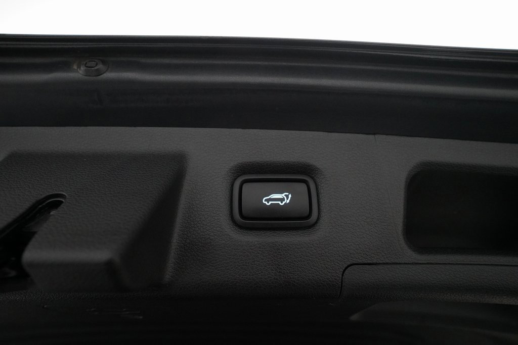 Used 2021 Hyundai Santa Fe Limited image 15