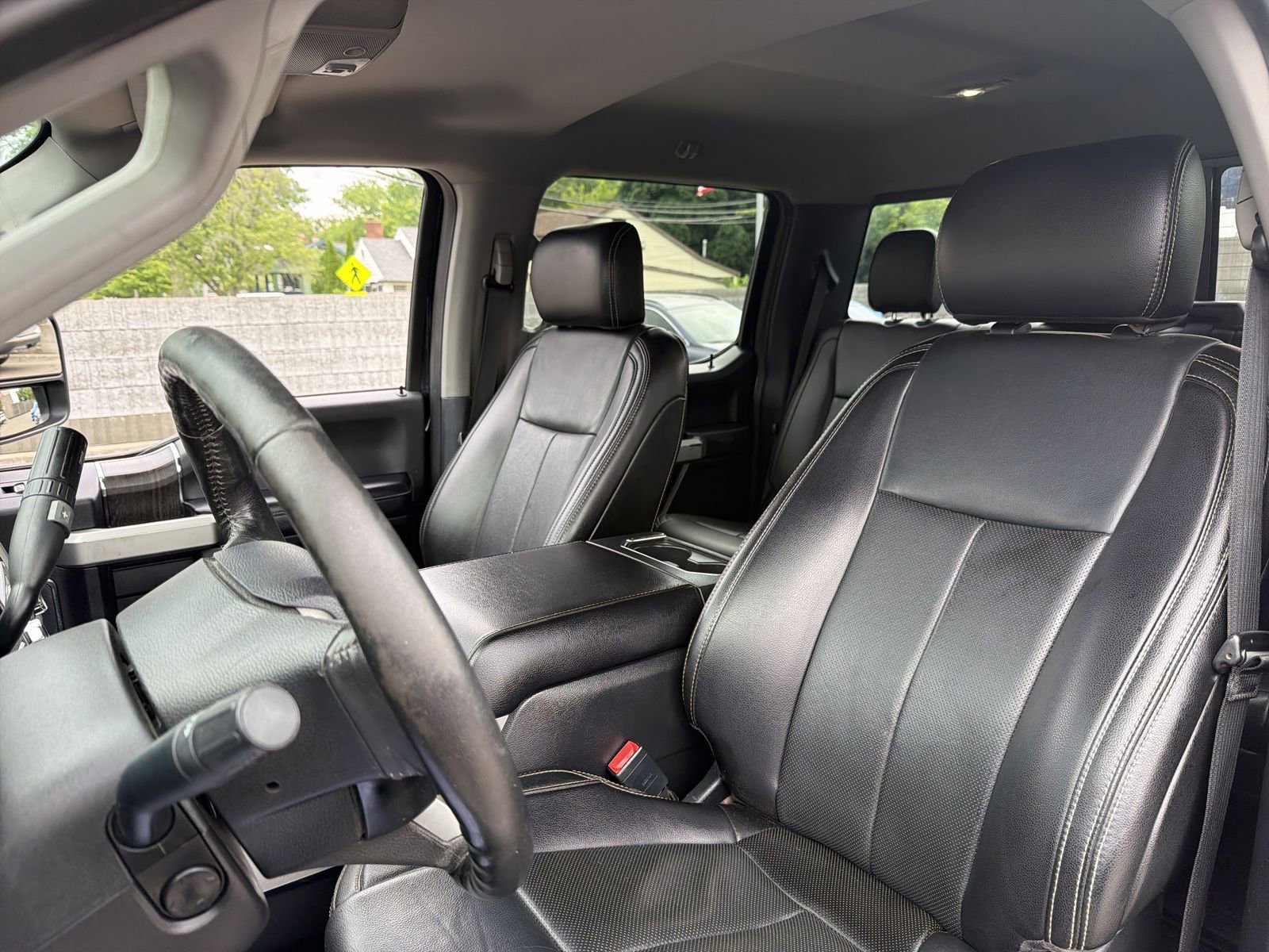 Used 2021 Ford F450 Lariat w/ Lariat Ultimate Package AWD/4WD image 23