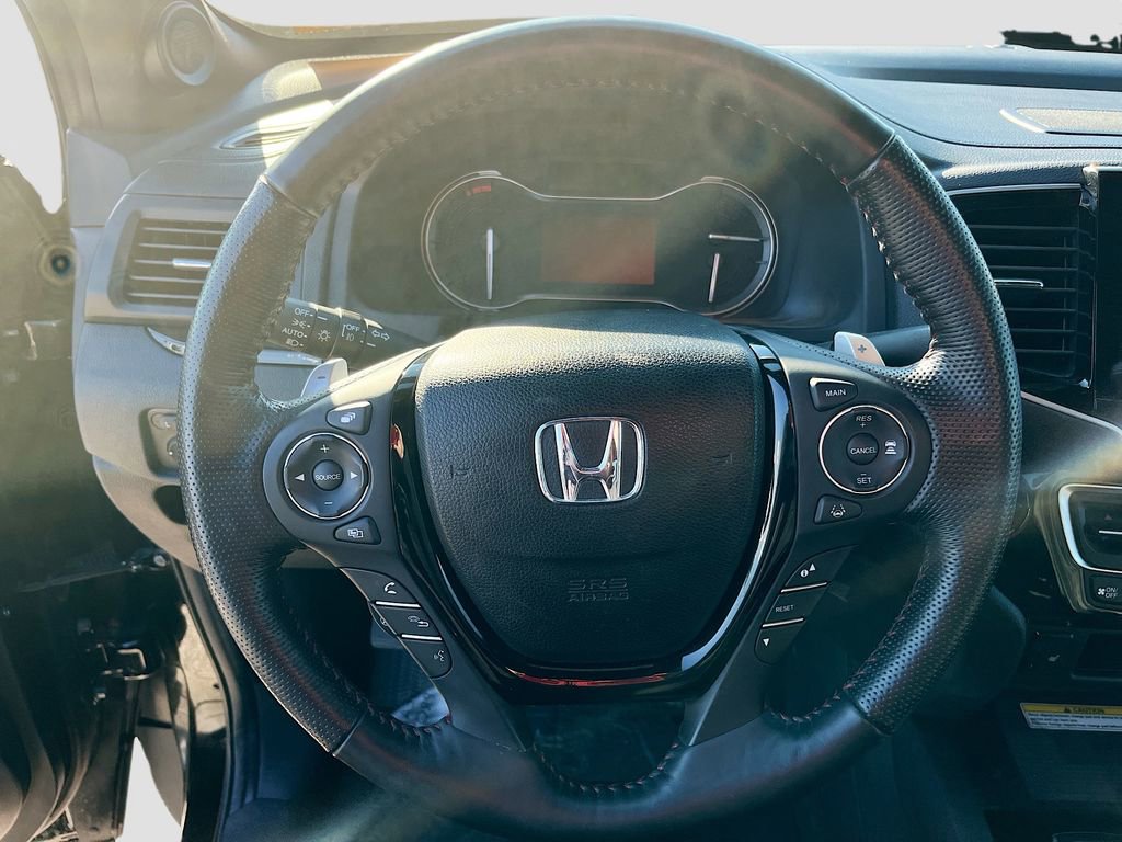 Used 2023 Honda Ridgeline Black Edition image 11