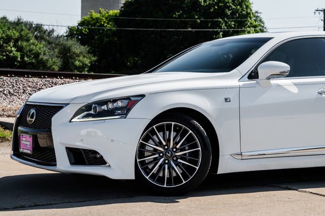 Used 2013 Lexus LS 460 w/ F-Sport Pkg RWD image 34