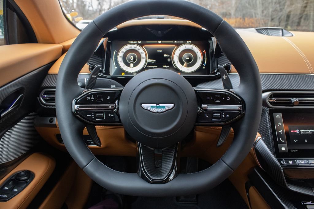 New 2026 Aston Martin Vanquish Convertible RWD image 17