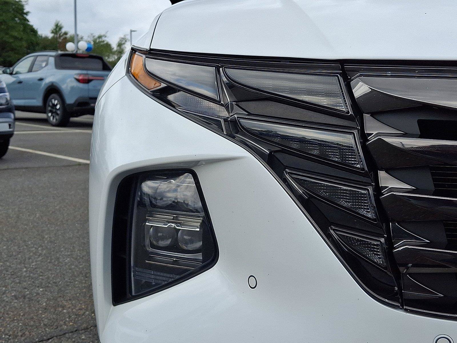 Used 2022 Hyundai Tucson Limited AWD/4WD image 9