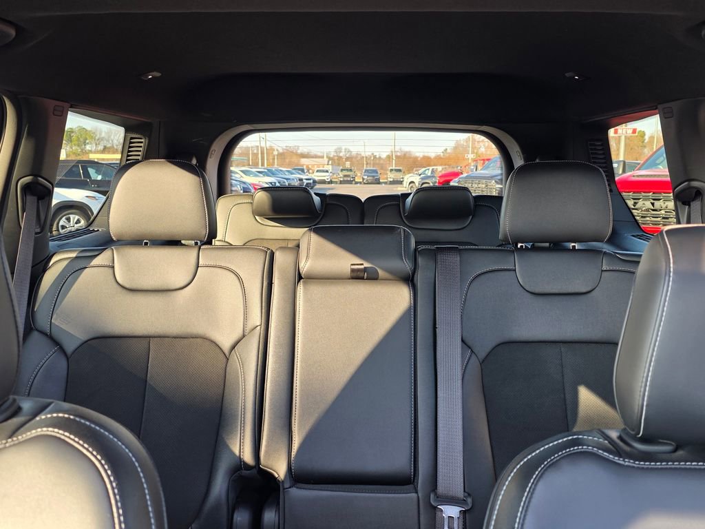 Used 2024 Jeep Grand Cherokee L Altitude image 28