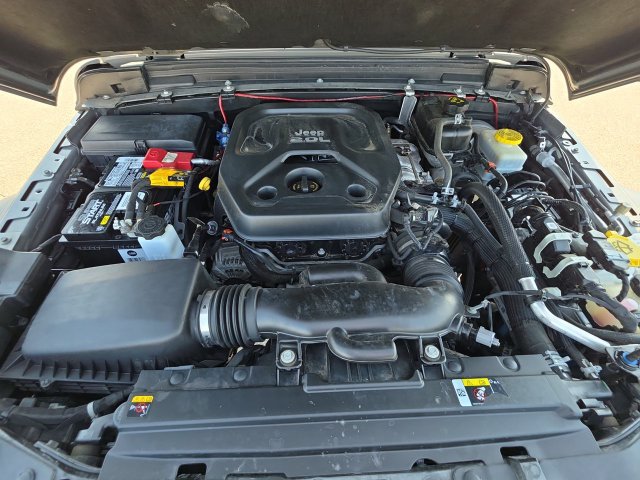 Used 2021 Jeep Wrangler Unlimited Sport AWD/4WD image 32