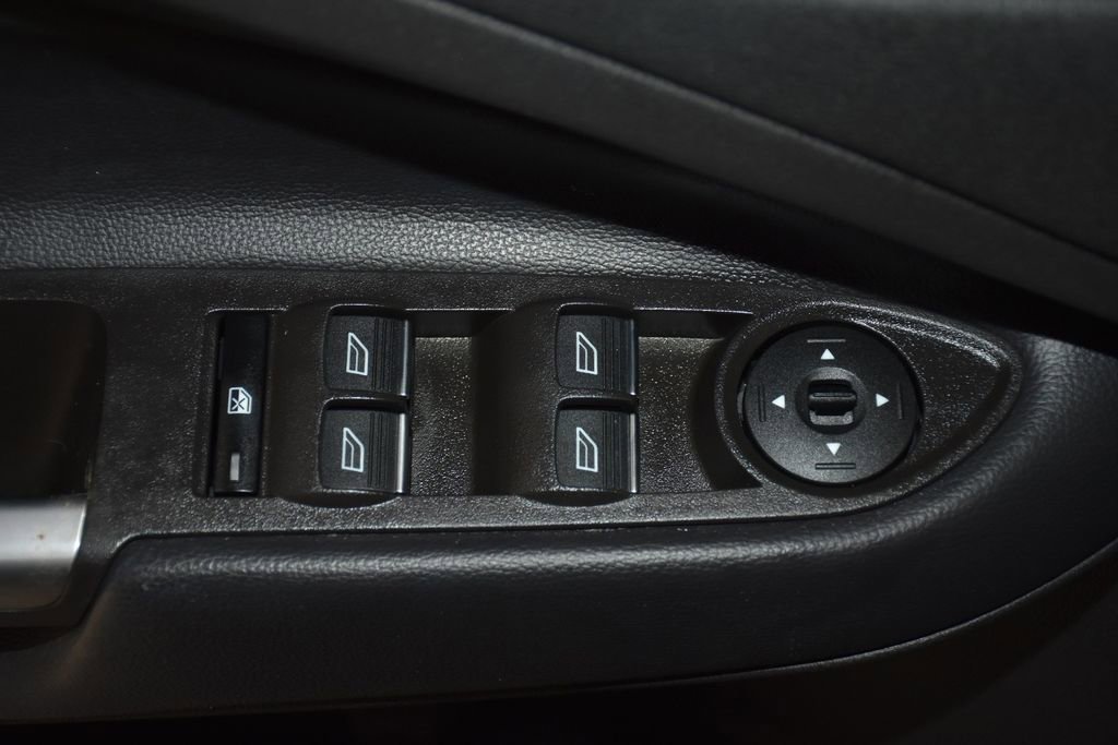 Used 2019 Ford Escape SE FWD image 23