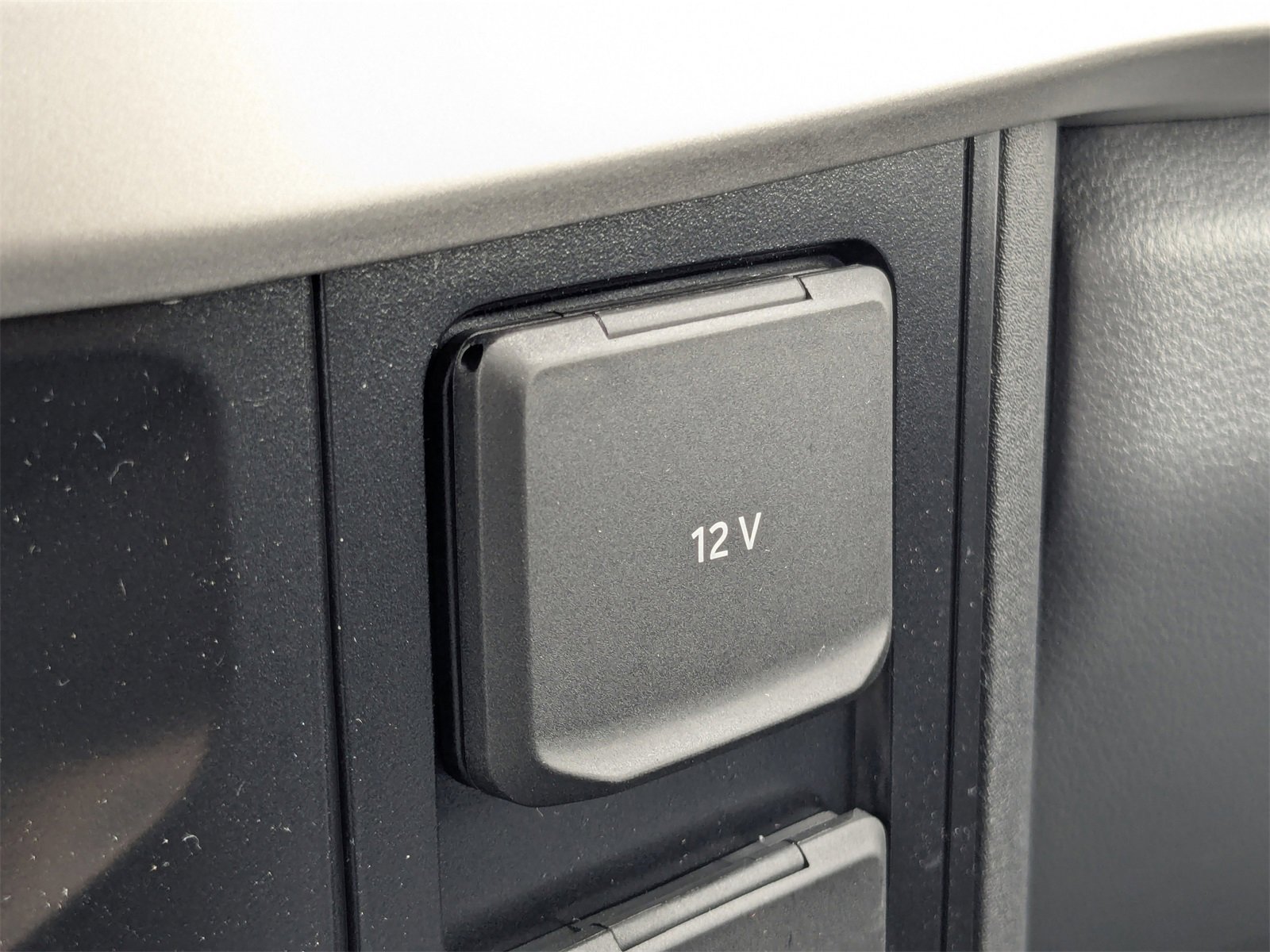 New 2025 Ford F350 XLT image 15