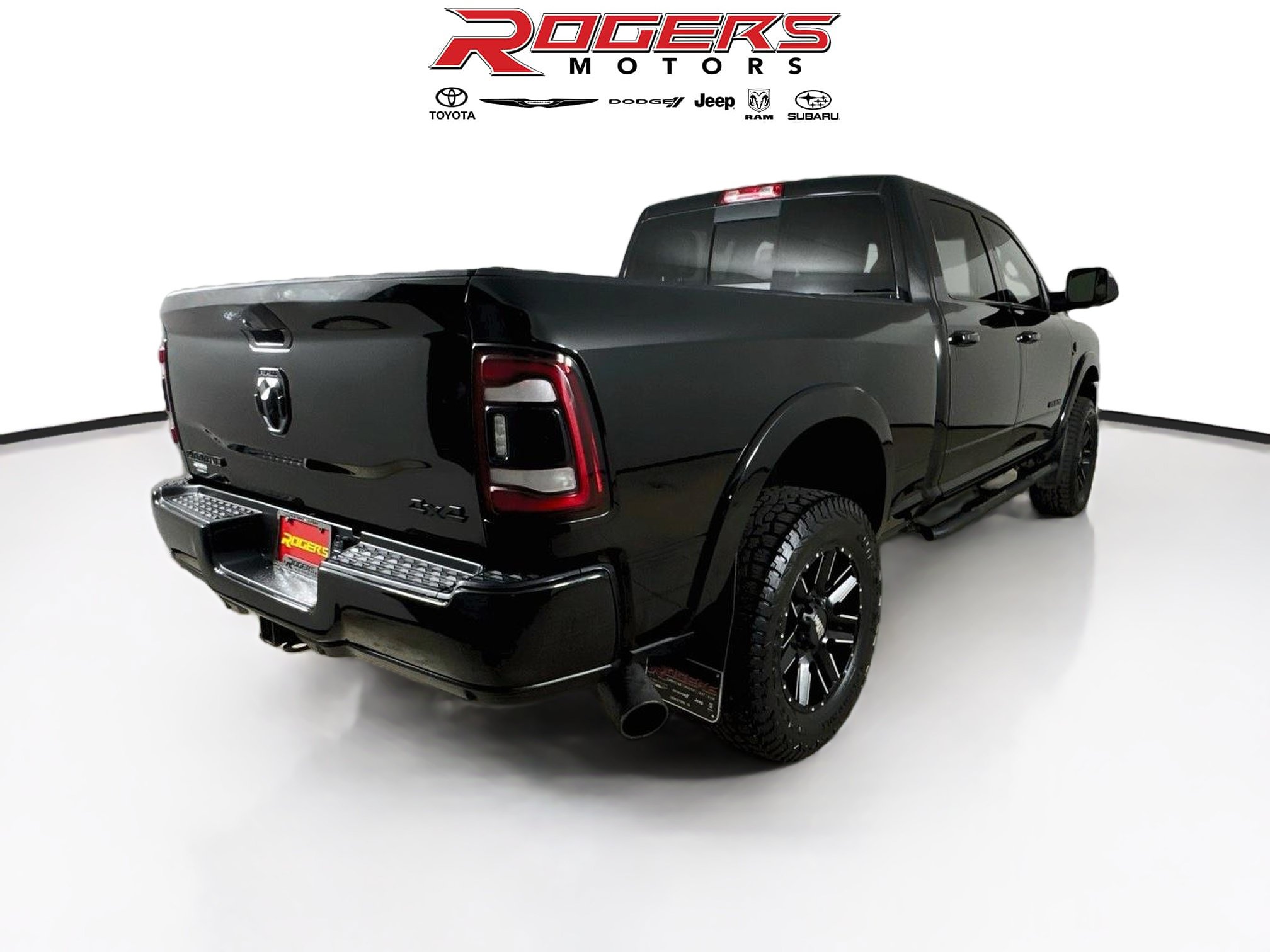 Used 2020 RAM 2500 Laramie w/ Night Edition AWD/4WD image 8