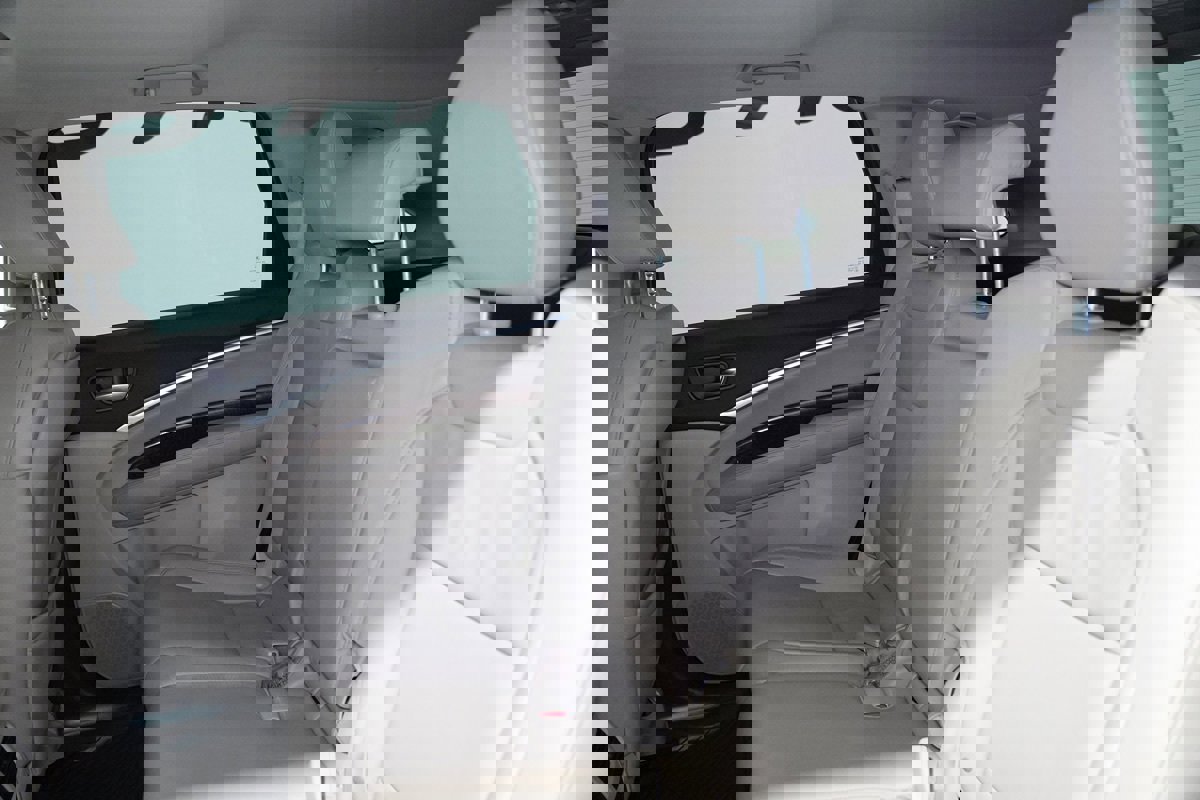 Used 2017 Acura MDX SH-AWD w/ Technology Package image 6