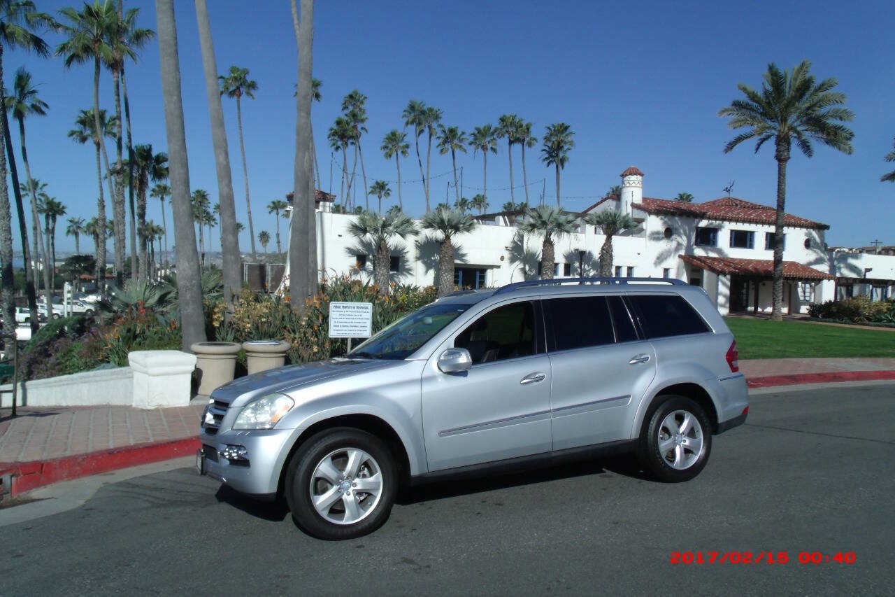 Used 2010 Mercedes-Benz GL 450 4MATIC image 3