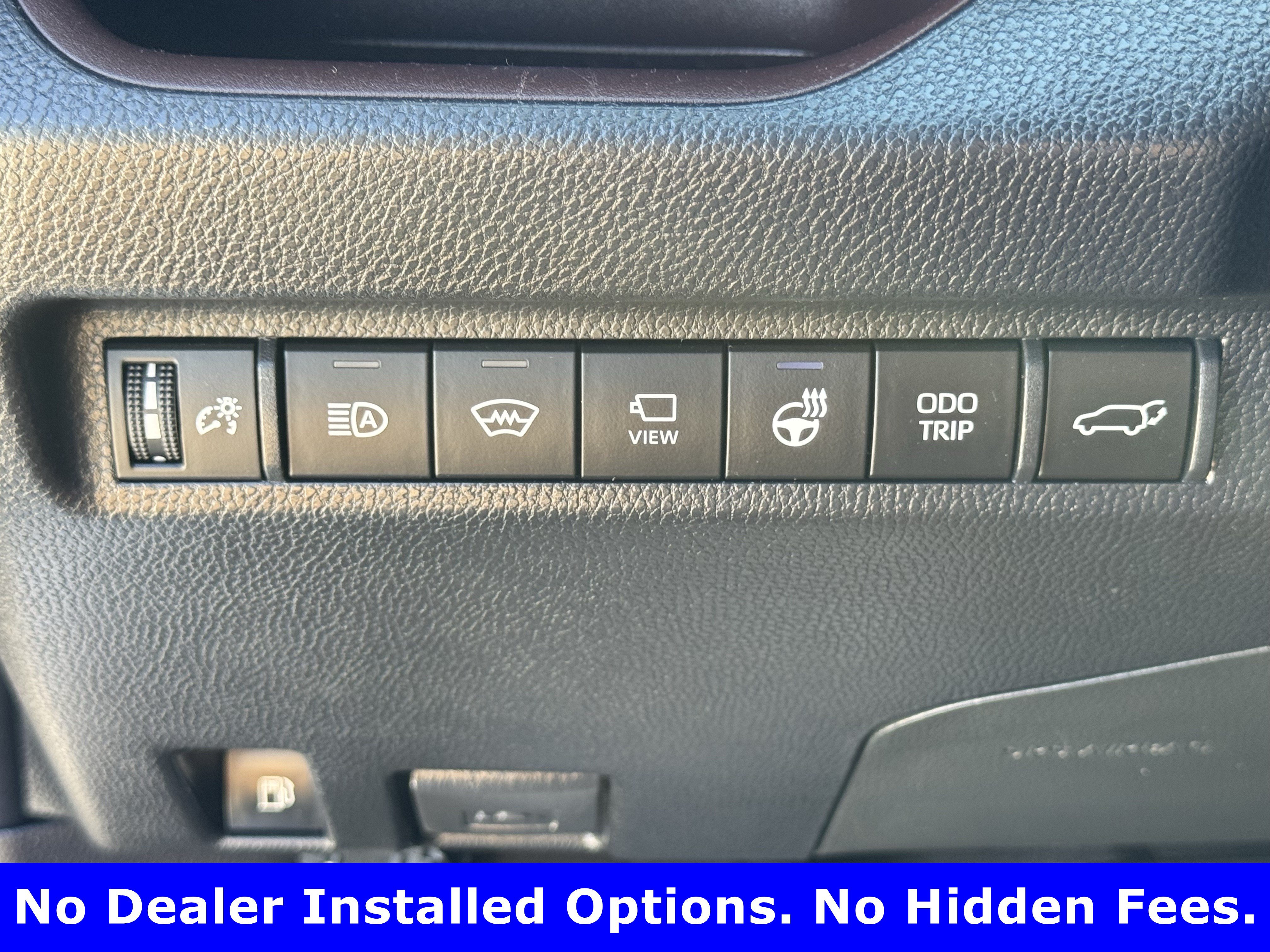 Used 2023 Toyota RAV4 Limited AWD/4WD image 21