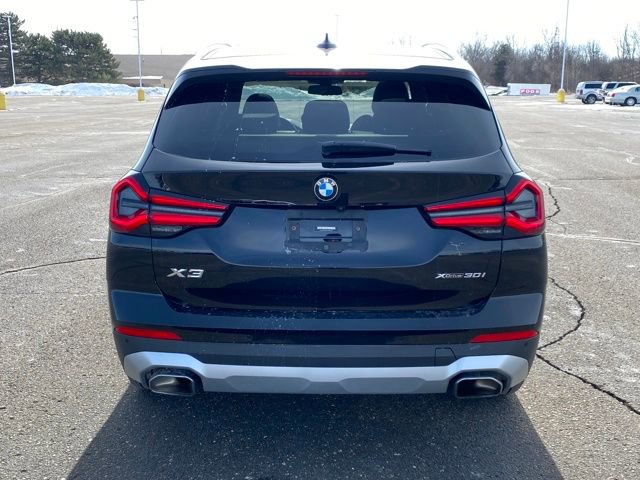 Used 2023 BMW X3 xDrive30i image 4