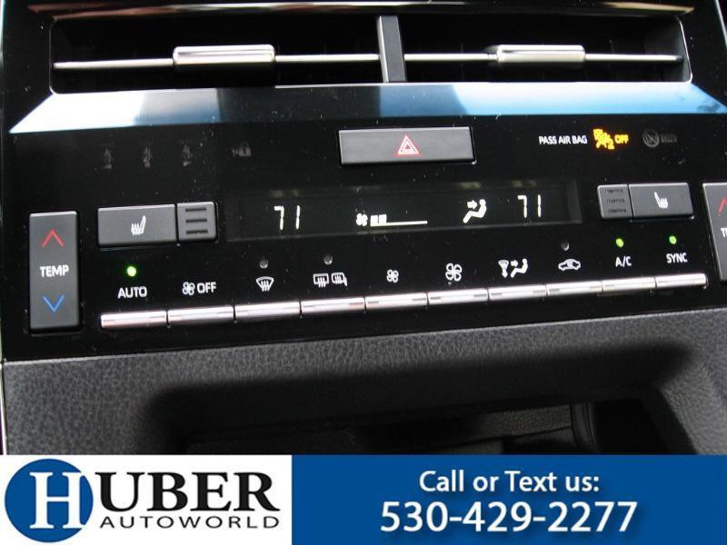 Used 2019 Toyota Avalon XLE FWD image 9