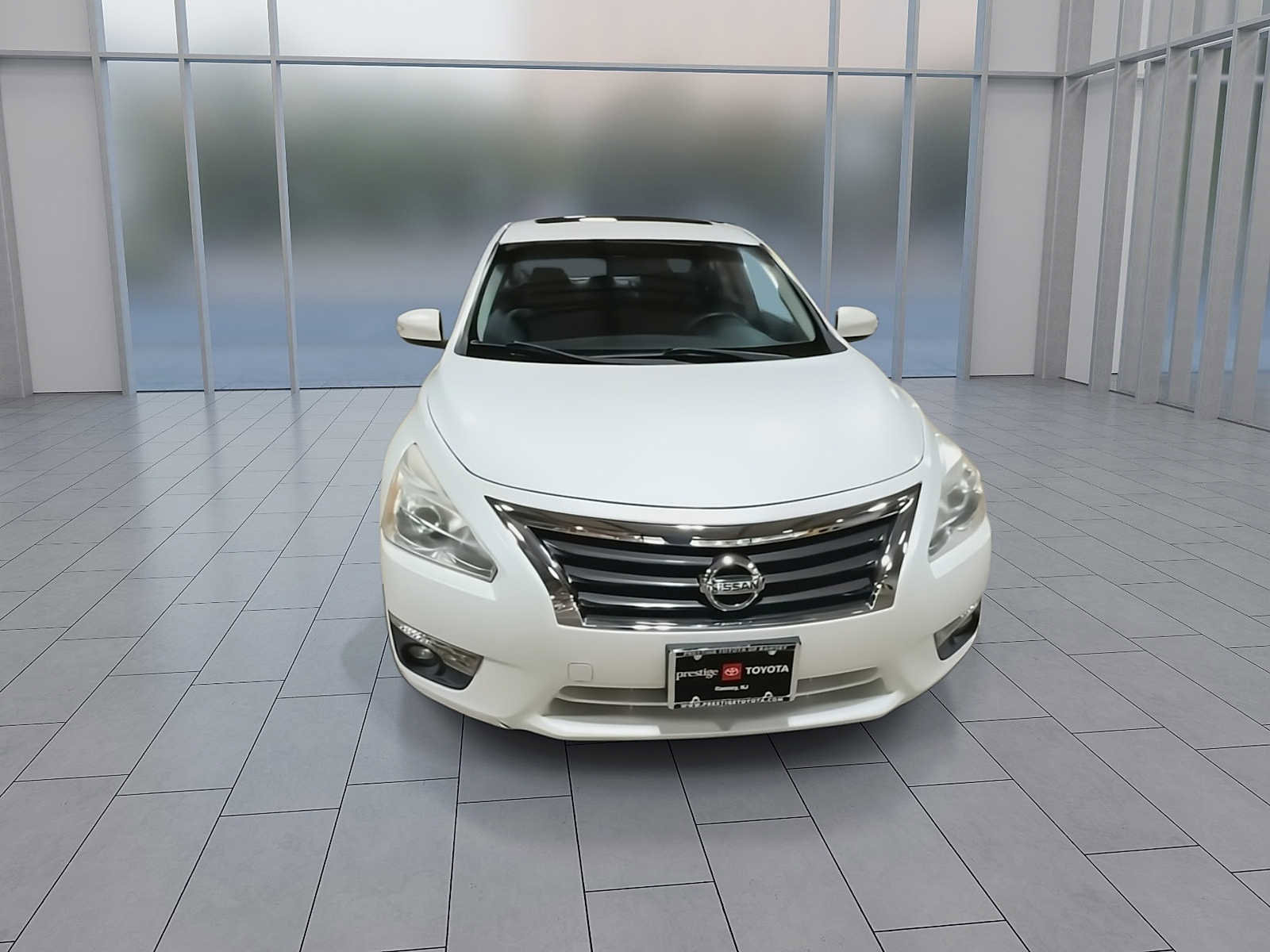 Used 2013 Nissan Altima 2.5 SV w/ 2.5SV Convenience Pkg FWD image 3