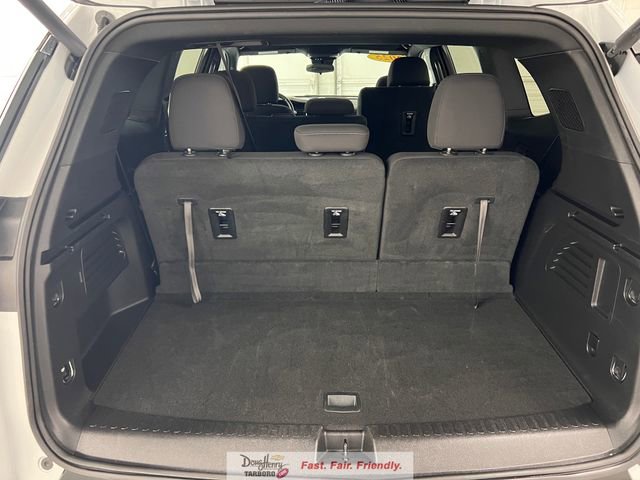 Used 2025 GMC Acadia Elevation image 36