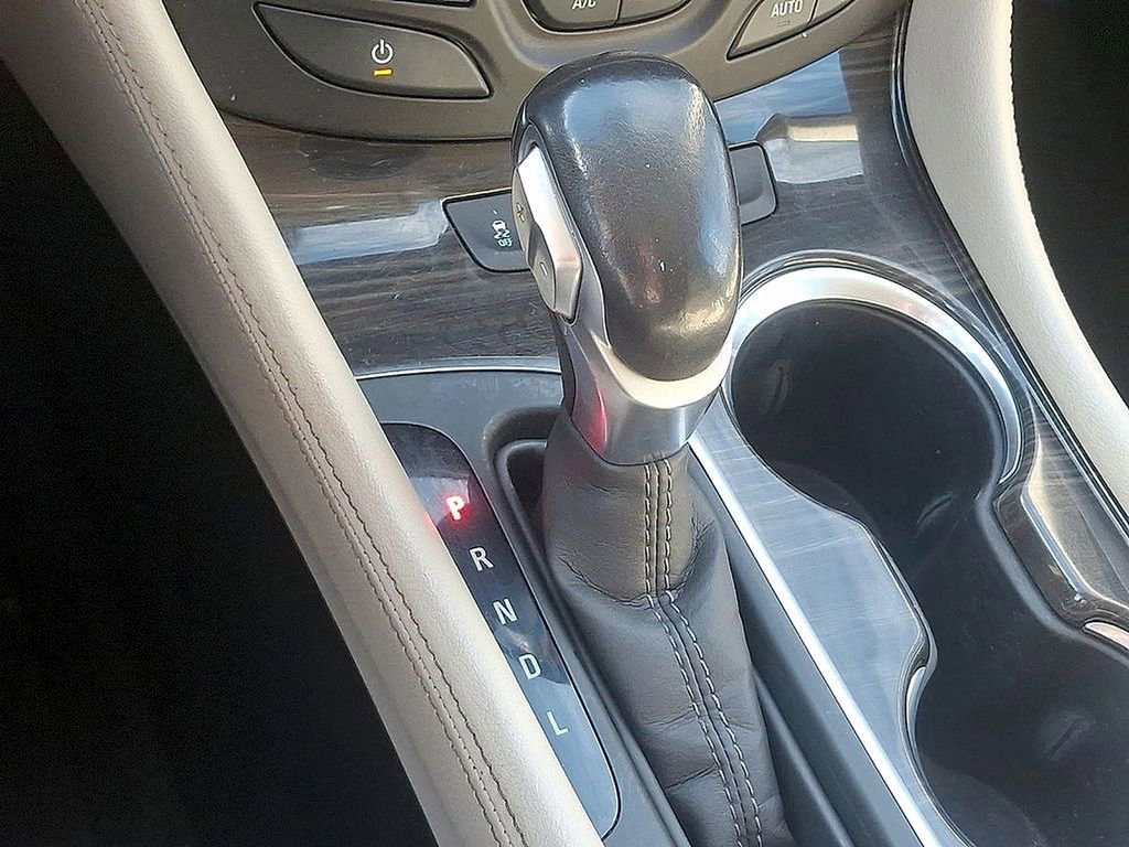 Used 2020 Buick Envision Essence image 14