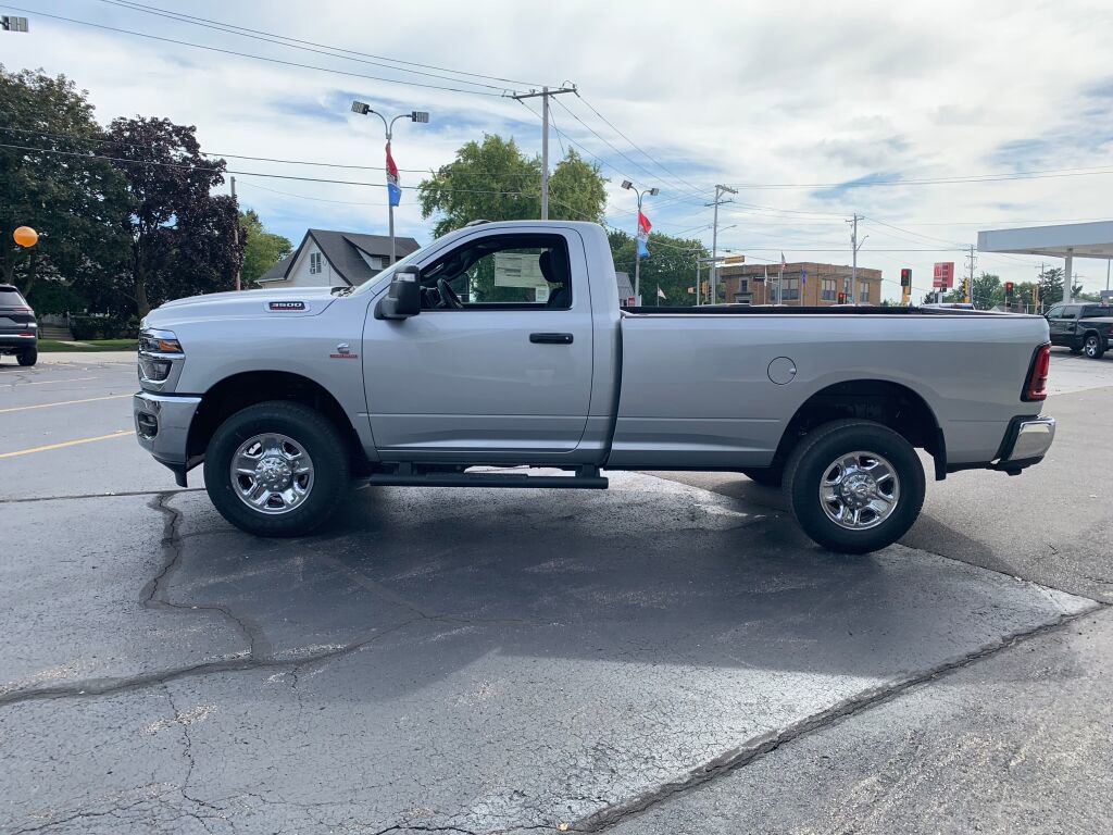 New 2026 RAM 3500 Tradesman image 5