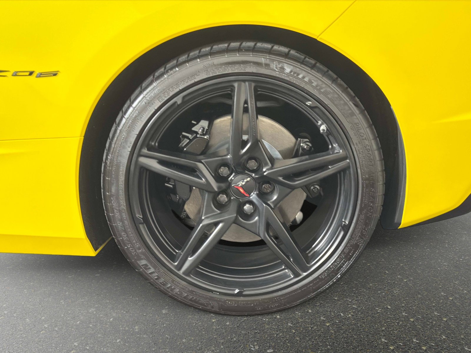 Used 2022 Chevrolet Corvette Stingray Preferred Conv w/ Battery Protection Package RWD image 14