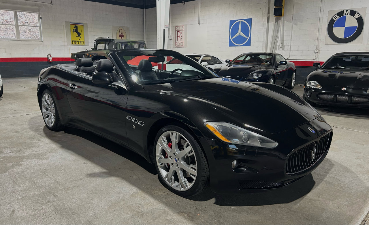 Used 2011 Maserati GranTurismo Convertible image 16
