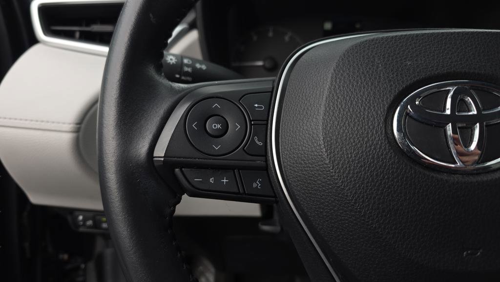 Used 2023 Toyota Corolla Cross LE image 19