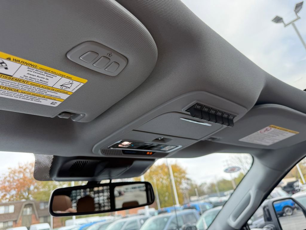 New 2026 Ford F250 Lariat w/ Black Appearance Package image 70