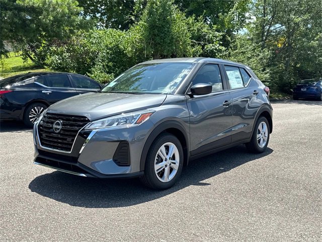 New 2025 Nissan Kicks Play S image 8