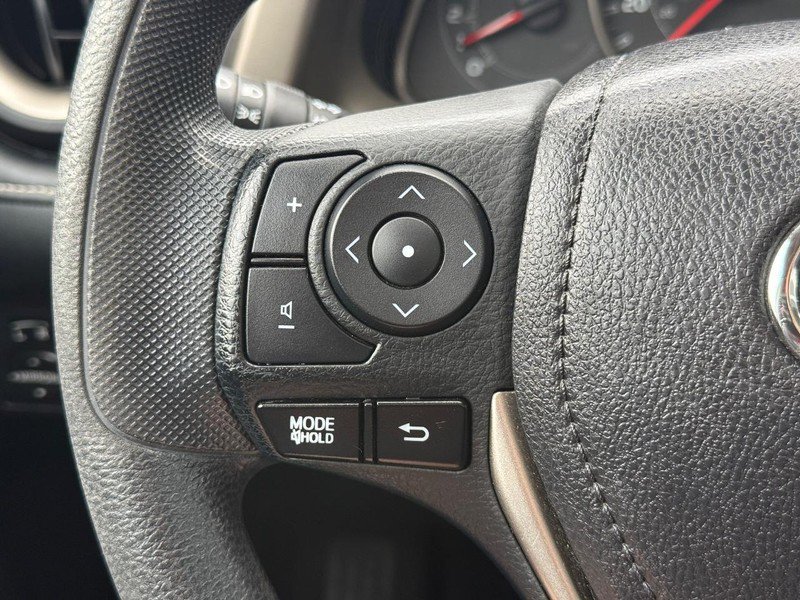 Used 2015 Toyota RAV4 XLE AWD/4WD image 20