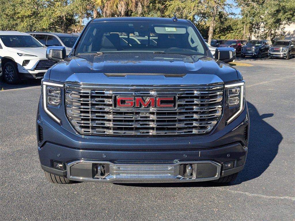 Used 2023 GMC Sierra 1500 Denali w/ Denali Reserve Package image 9