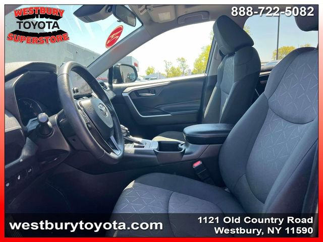 Used 2024 Toyota RAV4 XLE w/ Convenience Package AWD/4WD image 18