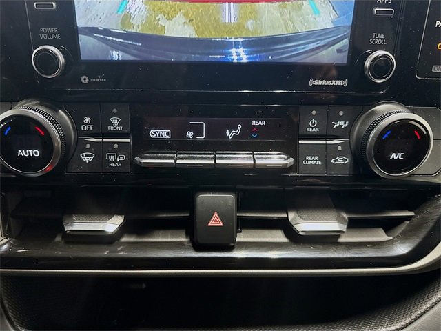 Used 2022 Toyota Highlander L image 22