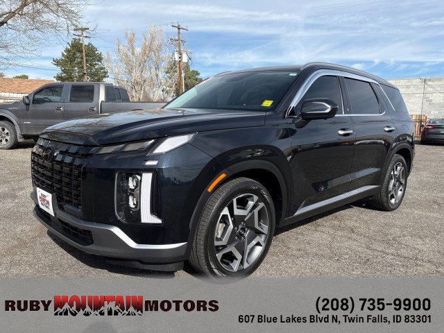 Used 2023 Hyundai Palisade Limited image 2