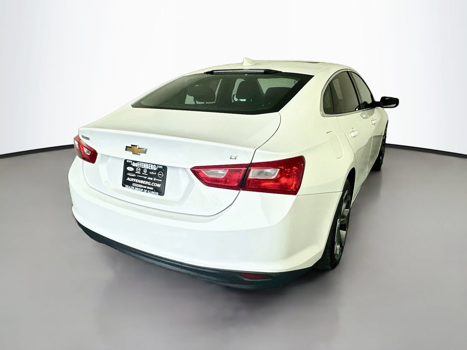 Used 2023 Chevrolet Malibu LT FWD image 7