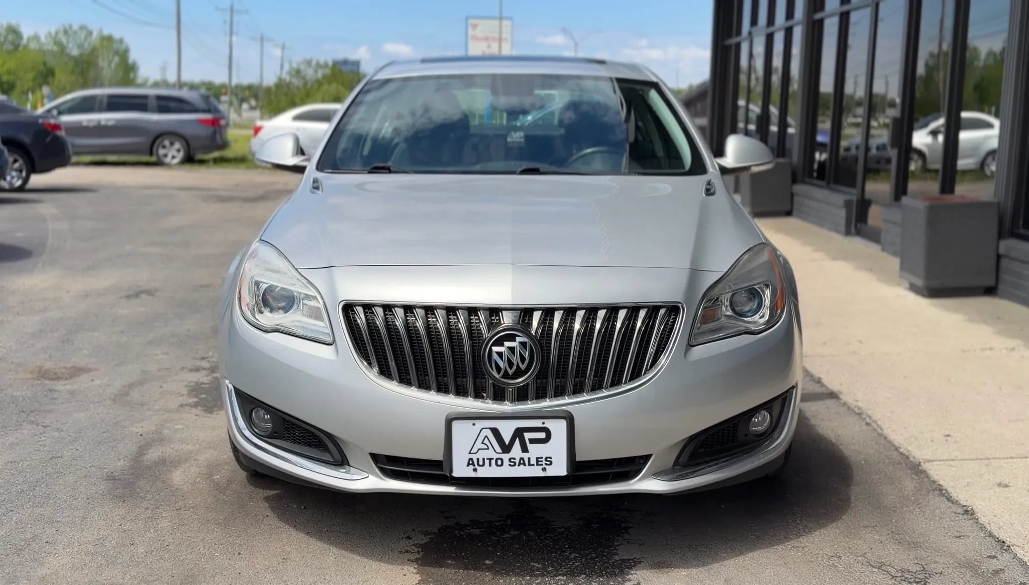 Used 2016 Buick Regal AWD image 6