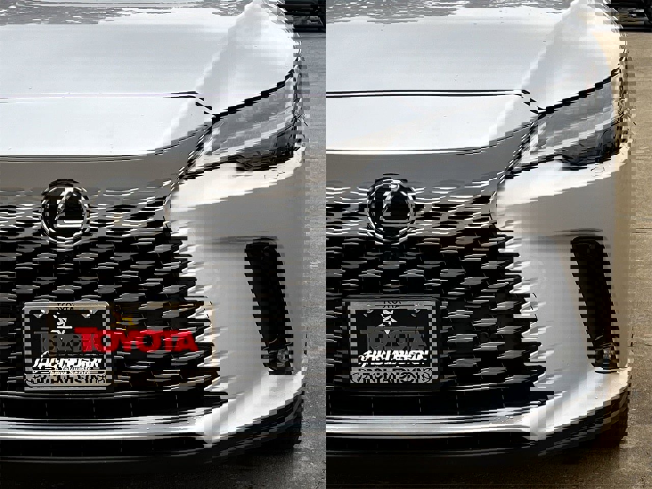 Used 2024 Lexus RX 450h AWD w/ Luxury Package image 8