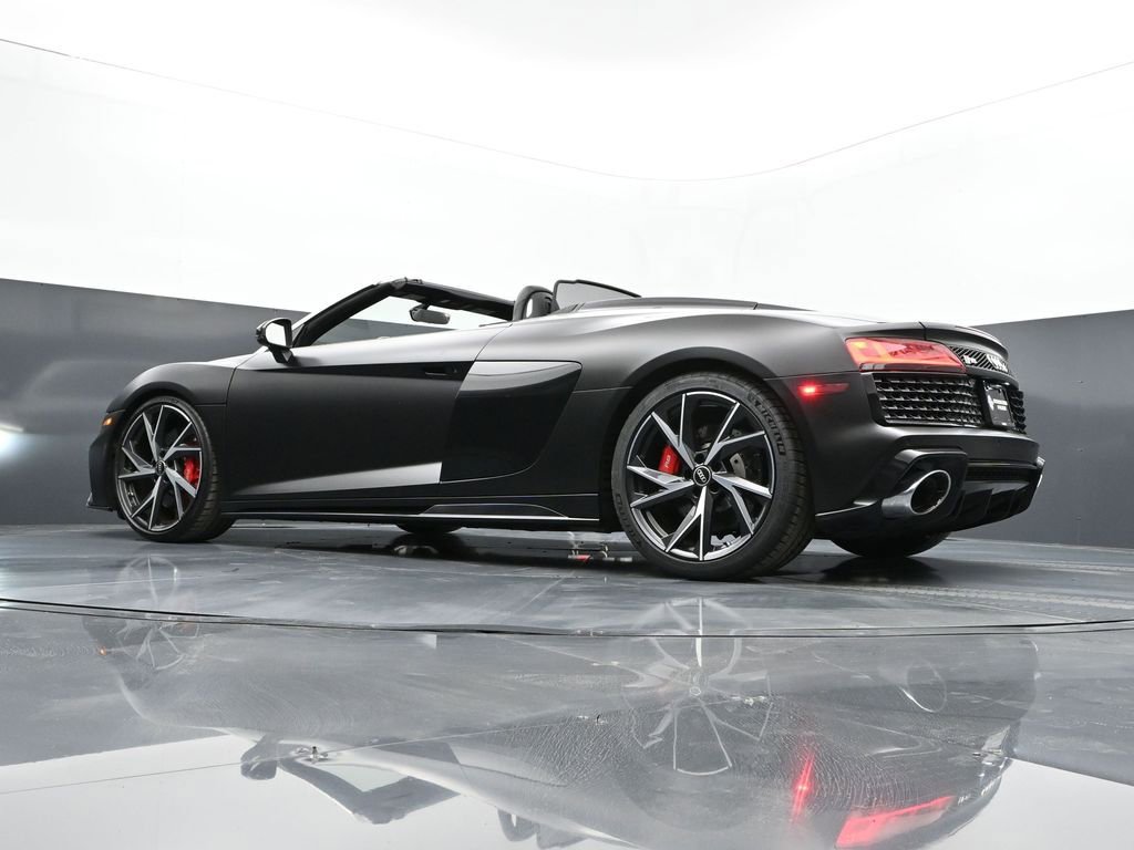 Used 2021 Audi R8 V10 w/ Premium Package image 51
