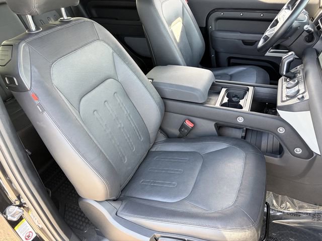 Used 2022 Land Rover Defender 90 X-Dynamic S image 19