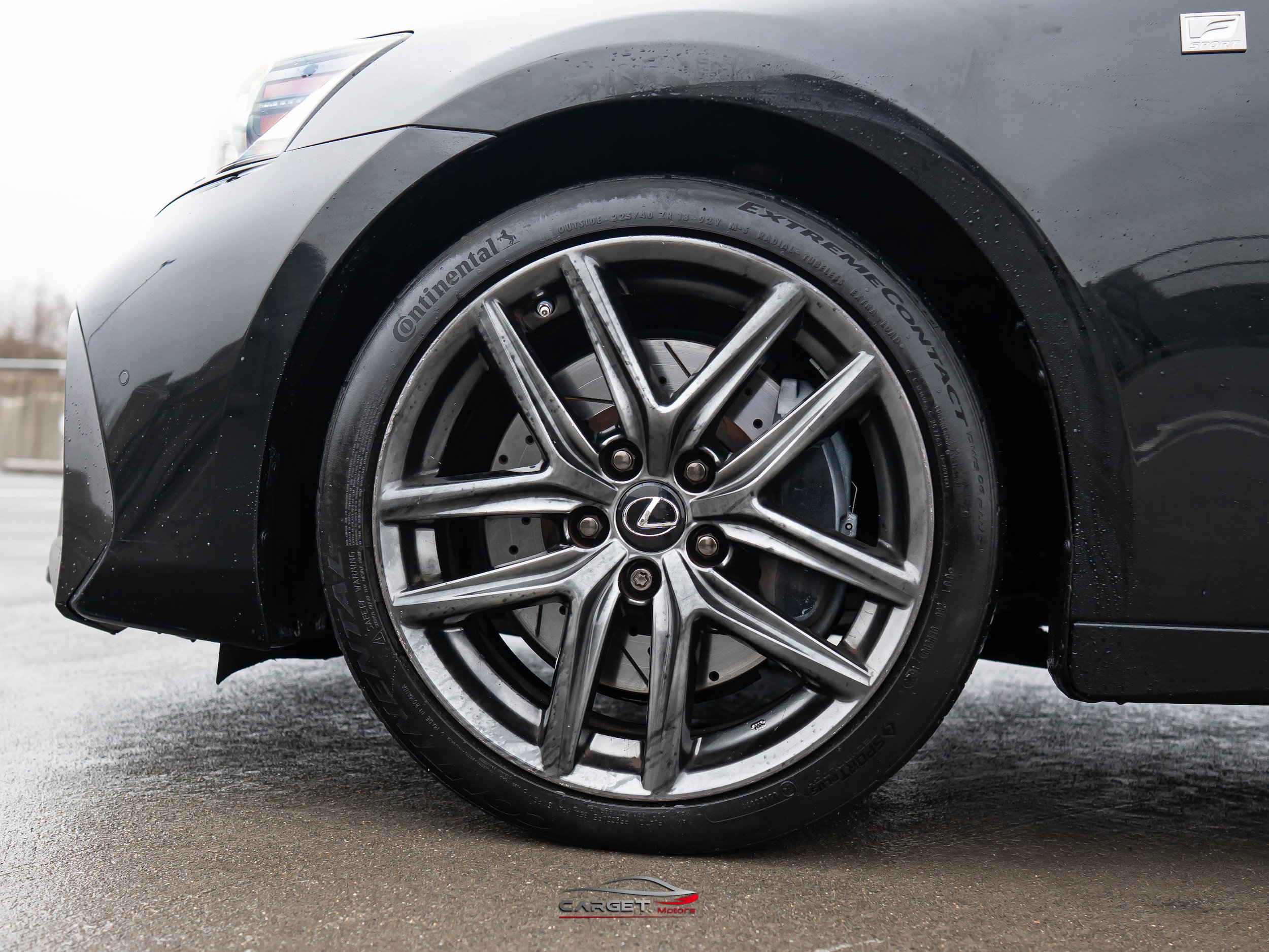 Used 2019 Lexus IS 300 F Sport w/ F Sport Package RWD image 10