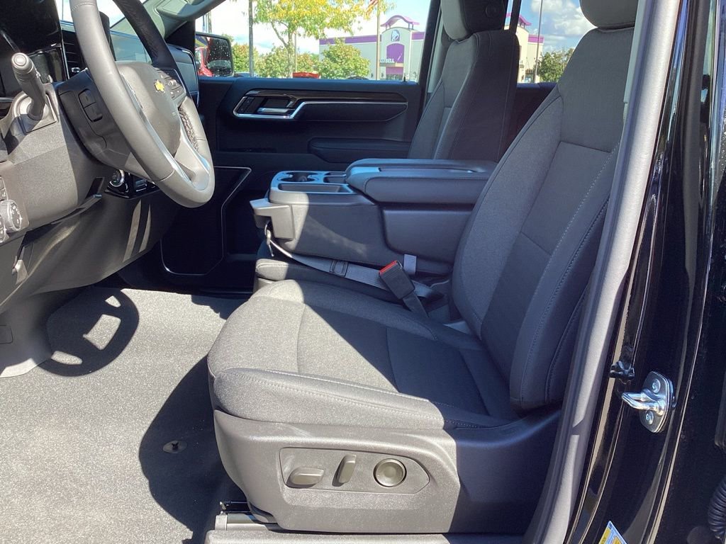 New 2026 Chevrolet Silverado 1500 LT image 5