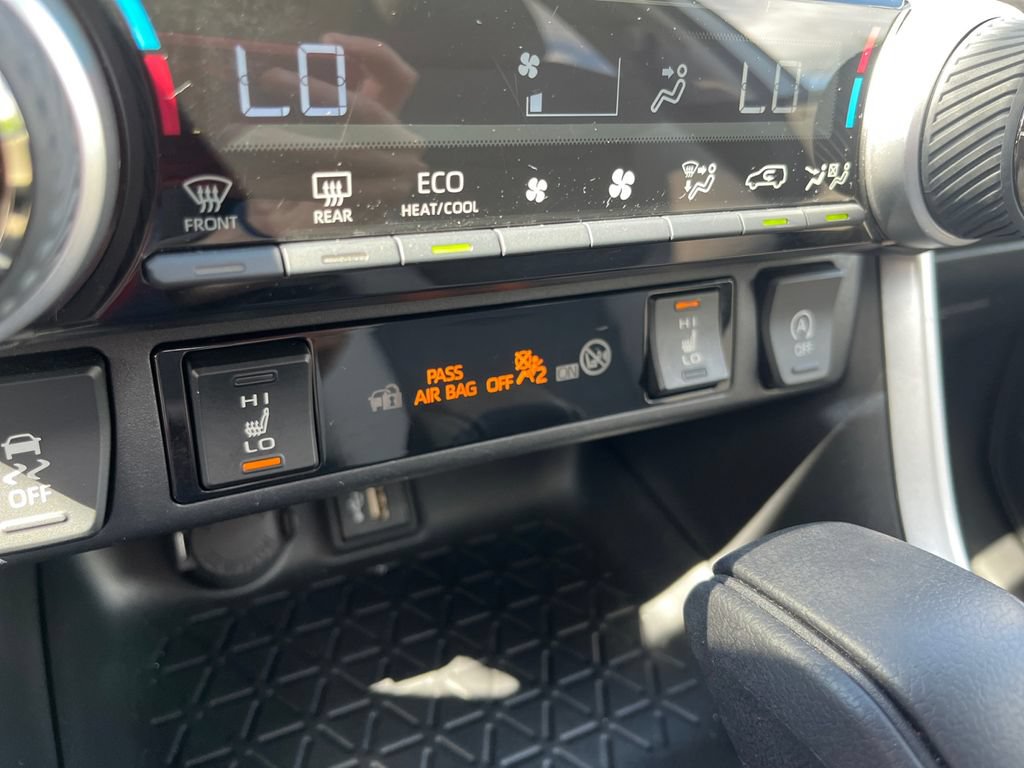Used 2023 Toyota RAV4 XLE w/ Convenience Package AWD/4WD image 29