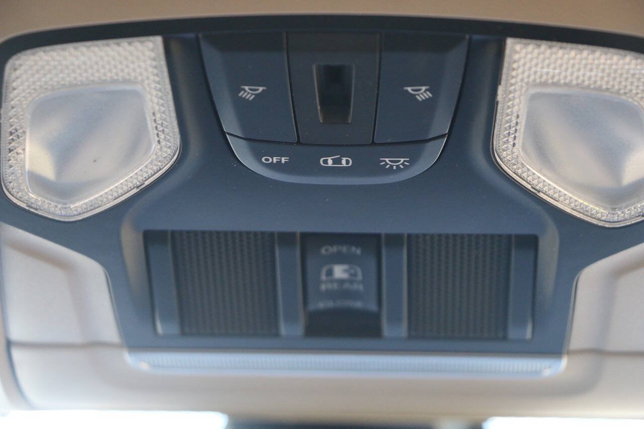 Used 2019 RAM 2500 Big Horn AWD/4WD image 25