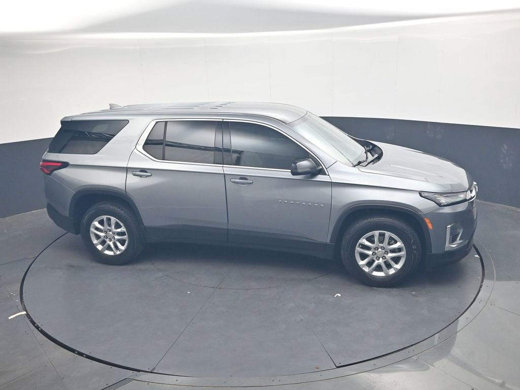 Used 2023 Chevrolet Traverse LS FWD image 21