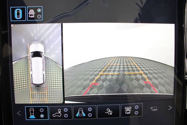 New 2026 GMC Yukon XL Denali w/ Denali Reserve Package image 5