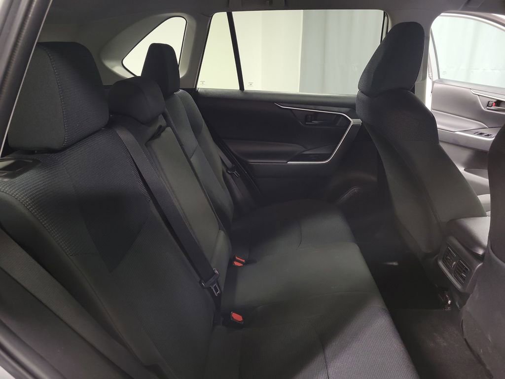 Used 2023 Toyota RAV4 LE image 21
