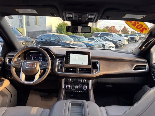 Used 2024 GMC Yukon SLT w/ SLT Premium Package AWD/4WD image 27