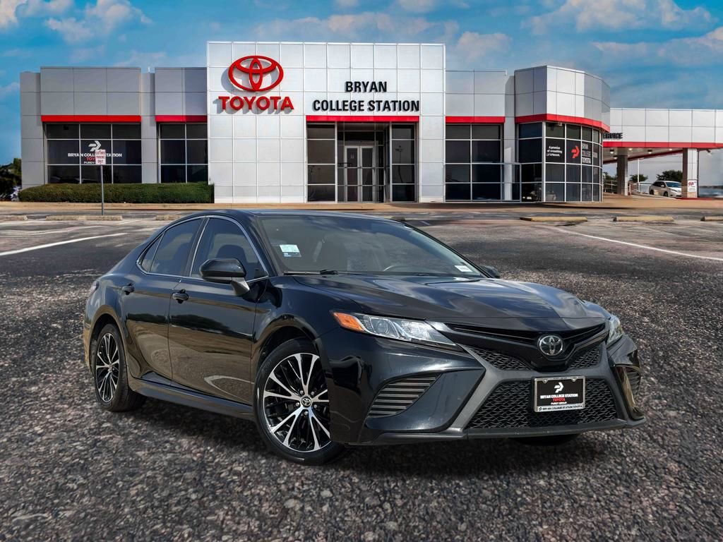 Used 2020 Toyota Camry SE