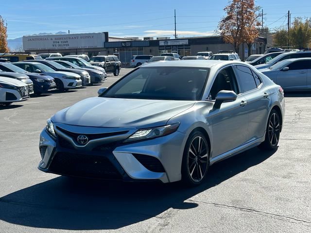 Used 2019 Toyota Camry XSE image 9