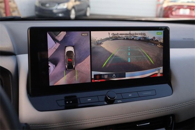 Certified 2024 Nissan Rogue SL w/ SL Premium Package image 18