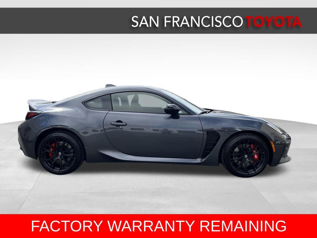 Used 2025 Toyota GR86 Premium w/ Performance Package image 6