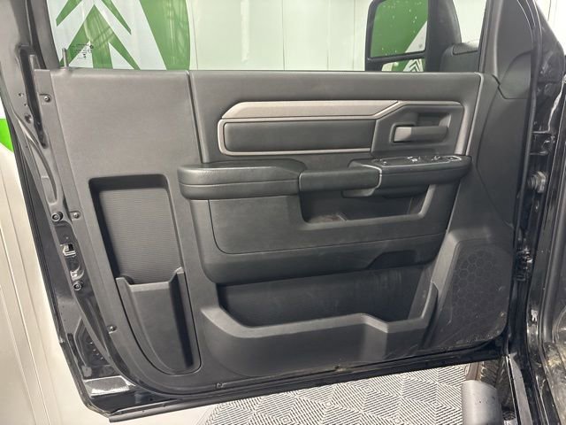 Used 2024 RAM 3500 Tradesman w/ Snow Chief Group AWD/4WD image 9