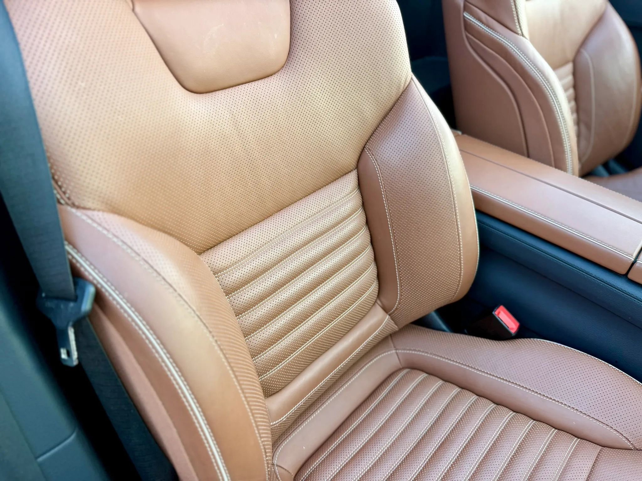 Used 2018 Mercedes-Benz SL 550 w/ Driver Assistance Package image 40