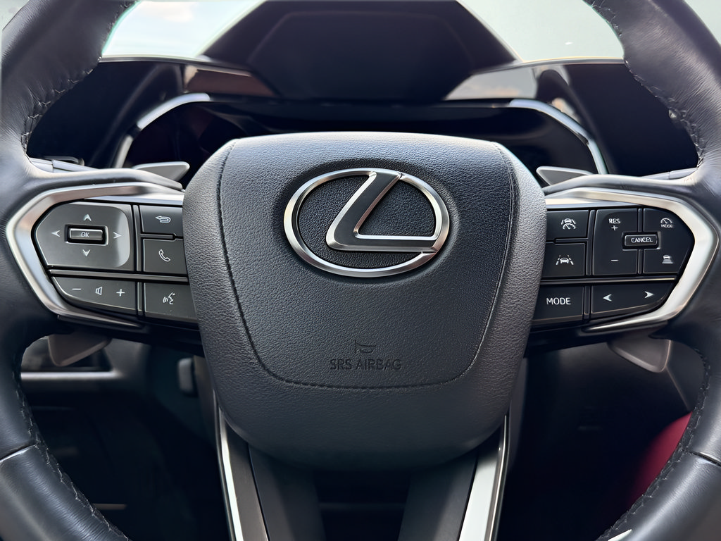 Used 2024 Lexus NX 250 FWD w/ Towing Package (2000 Lbs) image 27